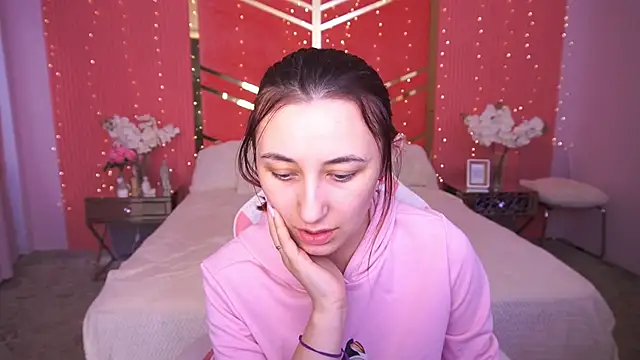 RoxieRay online show from March 2026 01:01:01 PM