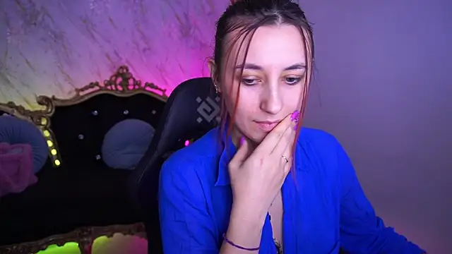 RoxieRay online show from January 2026 02:57:01 PM