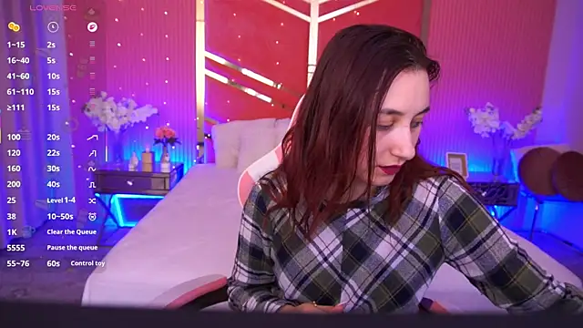 RoxieRay online show from May 2026 01:51:02 PM