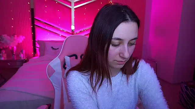 RoxieRay online show from February 2026 03:19:01 PM