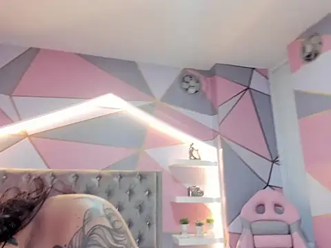 sarah sluty online show from December 2025 02:23:01 AM