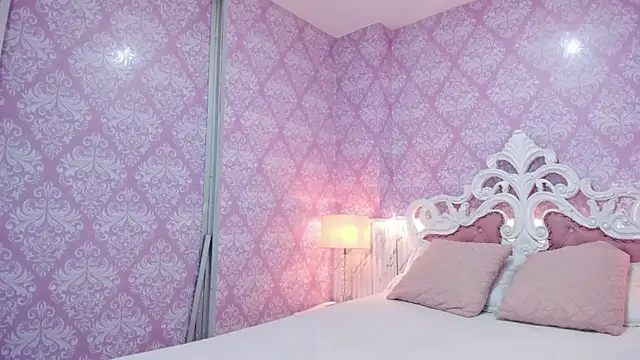 sarah sluty online show from April 2026 02:35:01 AM