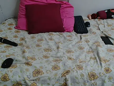 KittyPussyZA online show from June 2026 05:03:02 PM
