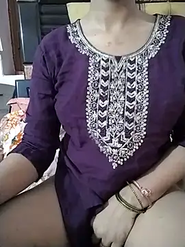 Snapshot of RASHMI_SHARMA9 chatting on July 2026 05:52:02 PM RASHMI SHARMA9 online show from July 2026 05:52:02 PM