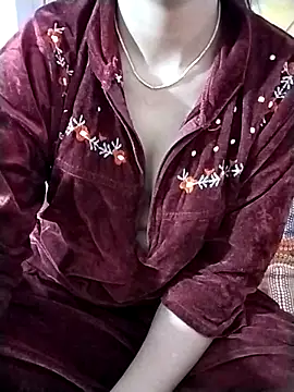 RASHMI SHARMA9 online show from January 2026 12:00:01 PM