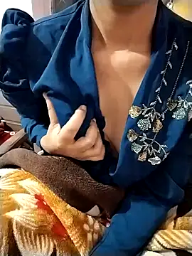 RASHMI SHARMA9 online show from December 2025 08:14:02 AM