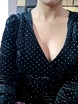 RASHMI SHARMA9 online show from March 2026 01:35:01 PM