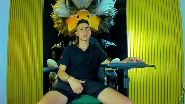 twink scott  online show from December 2025 05:07:01 AM