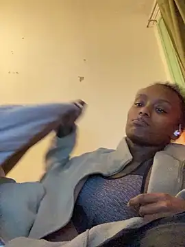    Hannah    online show from December 2025 12:55:01 AM