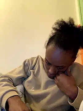    Hannah    online show from January 2026 02:51:02 AM