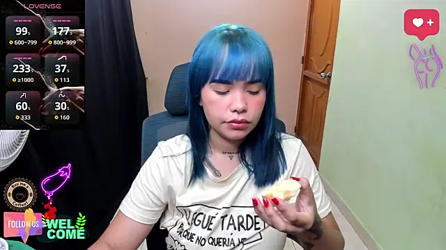 Luna Artxx online show from November 2025 01:22:02 PM