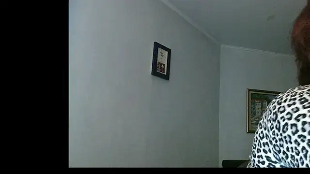 Snapshot of Kelly_Flurr chatting on December 2025 08:46:01 AM Kelly Flurr online show from December 2025 08:46:01 AM