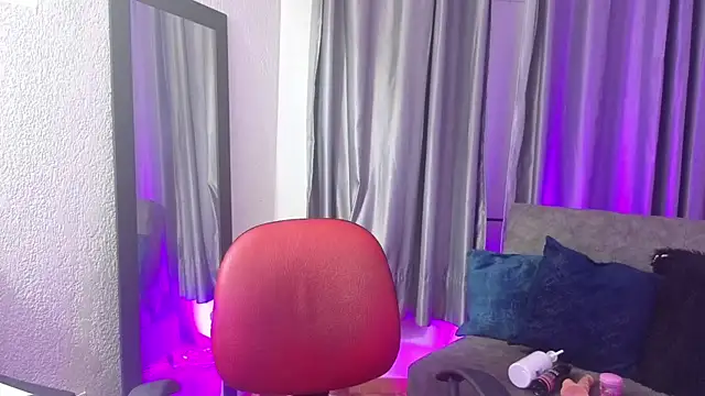 TiinaJonus  online show from April 2026 01:51:02 AM