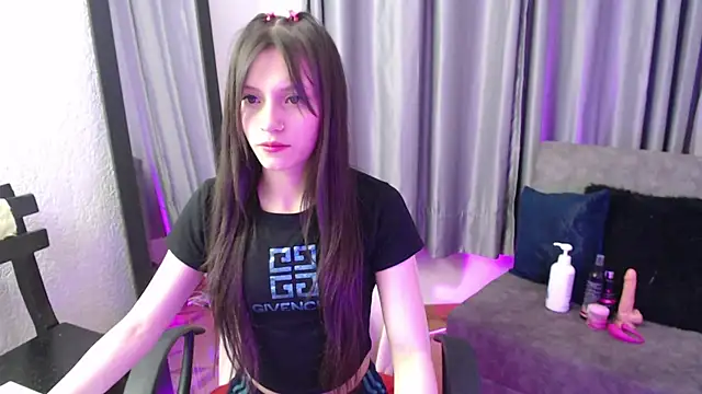 TiinaJonus  online show from April 2026 03:57:02 AM