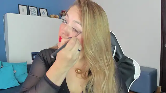 Anto Thompson online show from April 2026 08:26:02 PM