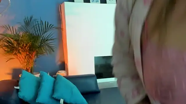 Anto Thompson online show from April 2026 11:50:02 PM