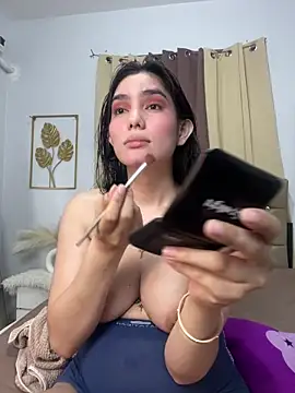 SofiaHarison online show from December 2025 04:17:01 AM