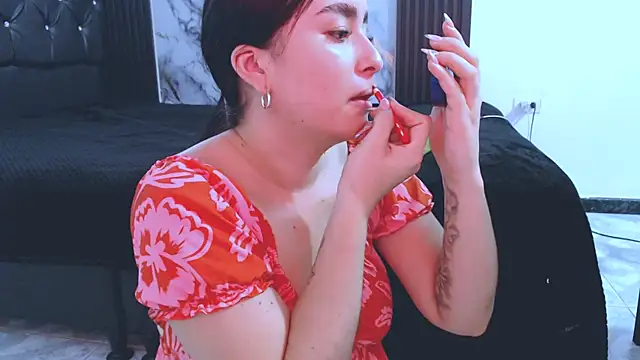 NoaLeon21 online show from February 2026 06:07:02 PM