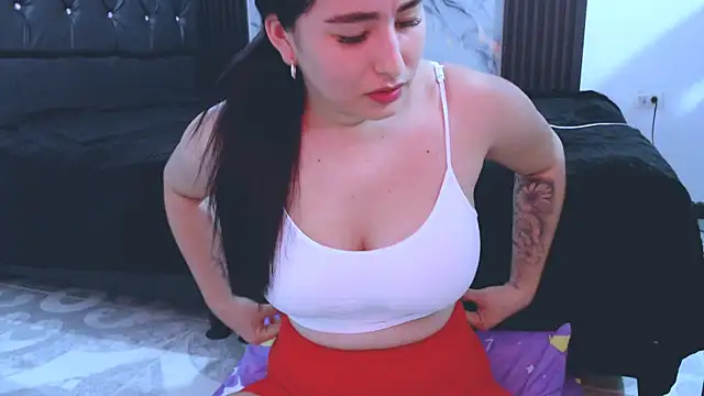 NoaLeon21 online show from February 2026 07:00:02 PM