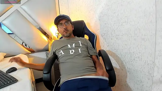 DANIDICK VC online show from November 2025 12:27:01 PM