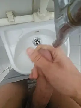 Snapshot of volkan108 chatting on November 2025 09:04:01 PM volkan108 online show from November 2025 09:04:01 PM