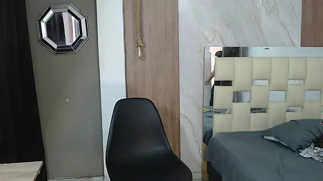 kim curlyy online show from March 2026 02:24:01 PM