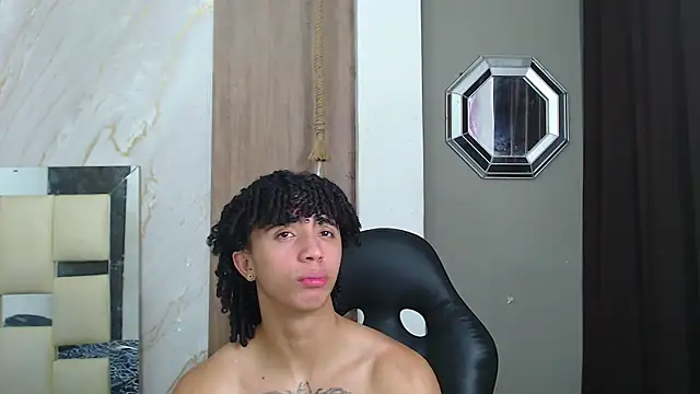 kim curlyy online show from May 2026 05:13:02 PM