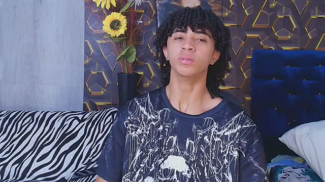 kim curlyy online show from July 2026 03:08:02 PM