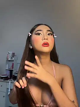 Diannellove online show from May 2026 04:54:02 PM