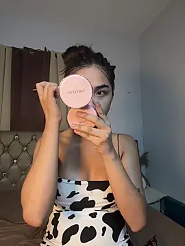 Diannellove online show from March 2026 09:15:02 AM