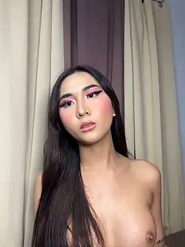 Diannellove online show from April 2026 05:30:01 PM