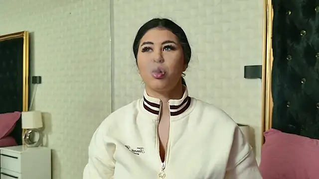 MegaBoobsDeee online show from December 2025 04:56:02 AM