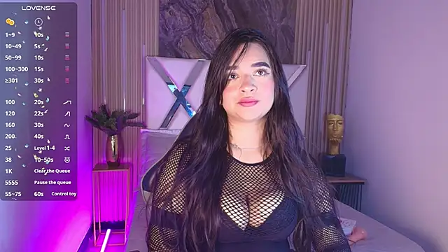 Snapshot of Ashley_Larson chatting on December 2025 12:51:01 PM Ashley Larson online show from December 2025 12:51:01 PM