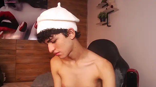 Michaelkoiv online show from February 2026 11:34:01 AM