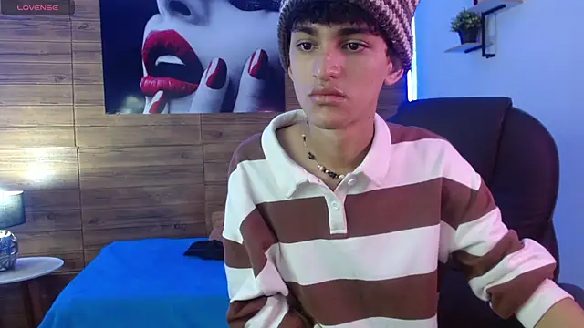 Michaelkoiv online show from November 2025 12:16:01 PM