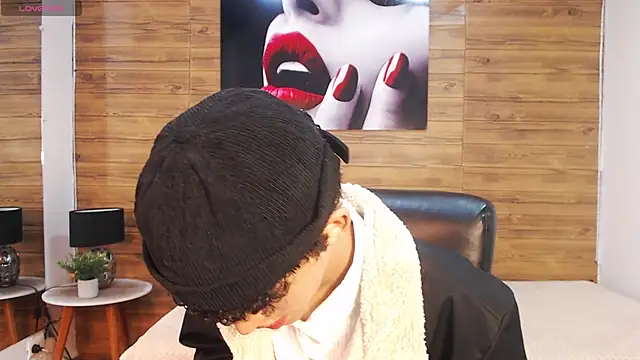 Michaelkoiv online show from February 2026 11:53:01 AM