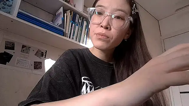 MollyTiger online show from November 2025 08:58:02 AM