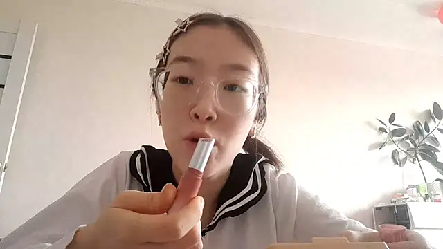 MollyTiger online show from December 2025 05:31:02 AM