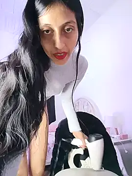 Im Kloe online show from April 2026 09:33:02 PM