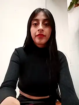 Im Kloe online show from December 2025 08:03:01 PM