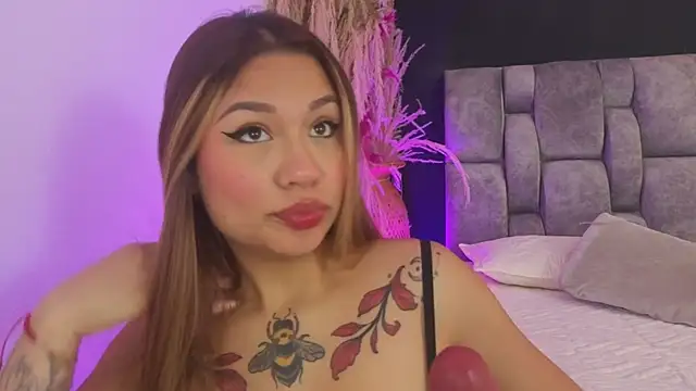 Snapshot of chellsea_wild chatting on November 2025 11:55:02 AM chellsea wild online show from November 2025 11:55:02 AM