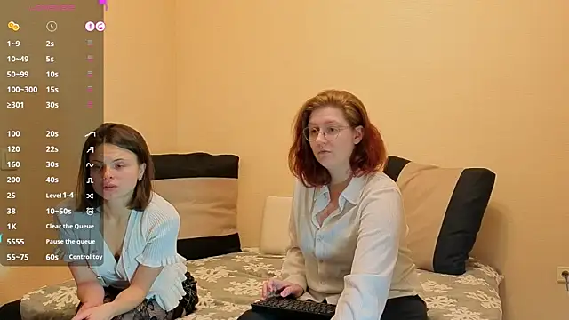 AlexaLurexx online show from January 2026 02:09:02 PM