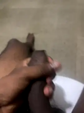 Snapshot of jare692001 chatting on December 2025 06:53:01 PM jare692001 online show from December 2025 06:53:01 PM