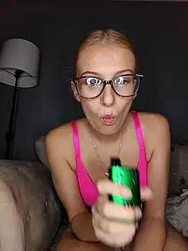 Snapshot of Stargirl247 chatting on November 2025 12:55:01 AM Stargirl247 online show from November 2025 12:55:01 AM