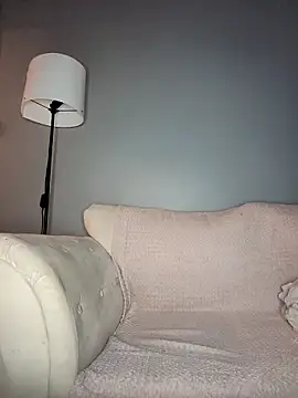 Snapshot of Stargirl247 chatting on December 2025 12:44:01 AM Stargirl247 online show from December 2025 12:44:01 AM