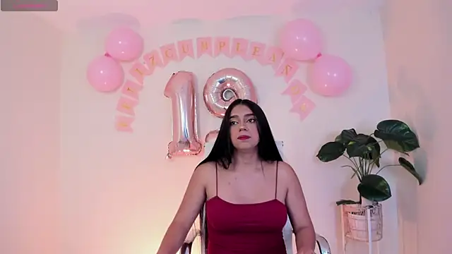 luna cute   online show from February 2026 08:22:02 PM