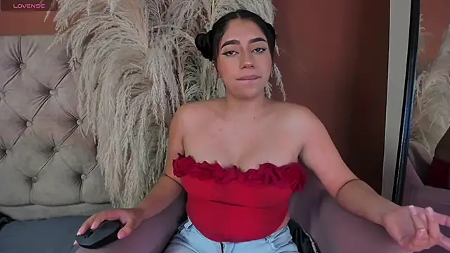 luna cute   online show from March 2026 08:38:02 PM