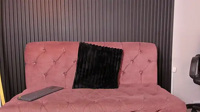 KarolWest  online show from January 2026 11:58:02 AM