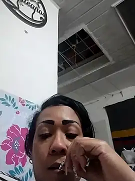 KarolWest  online show from December 2025 01:00:01 AM