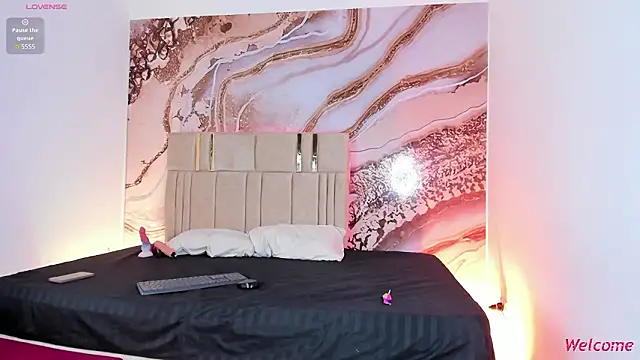 Anthonela art online show from February 2026 02:37:02 PM